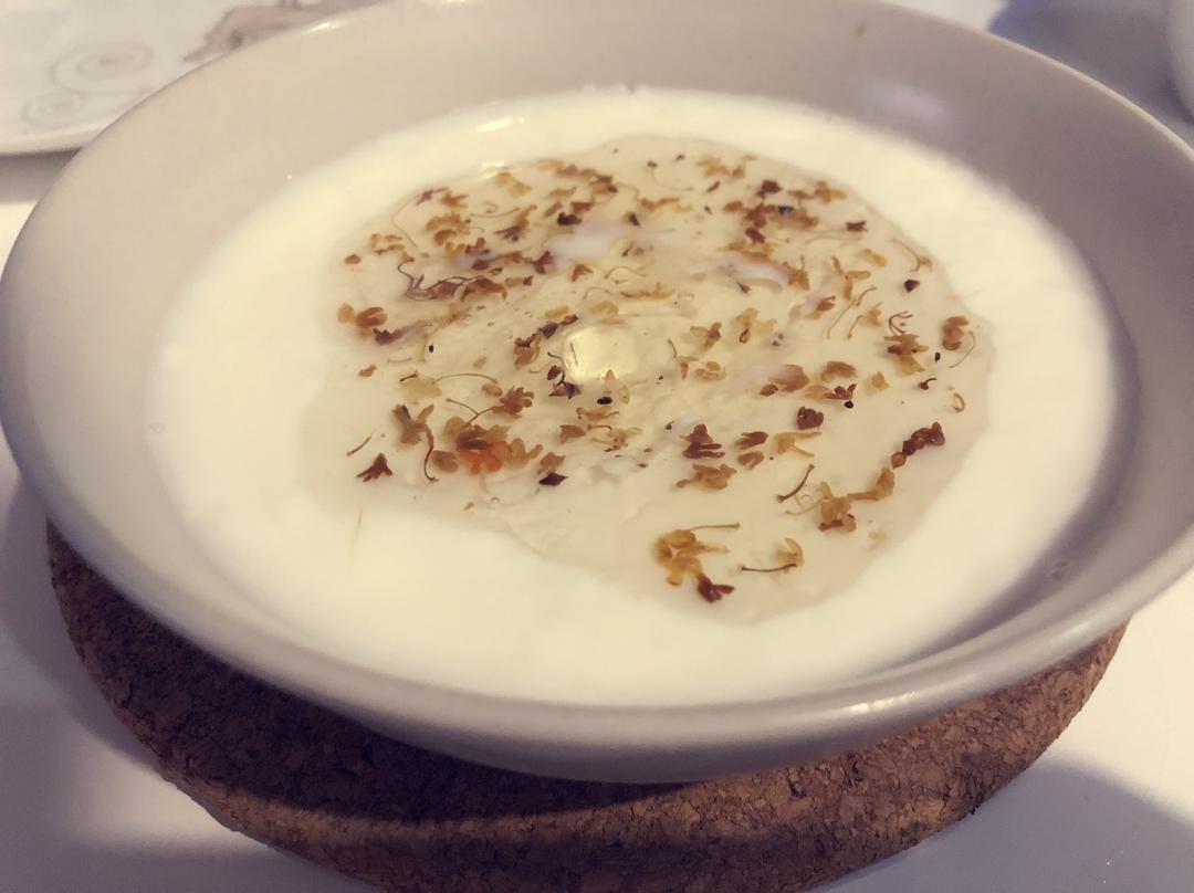 蜂蜜桂花炖奶