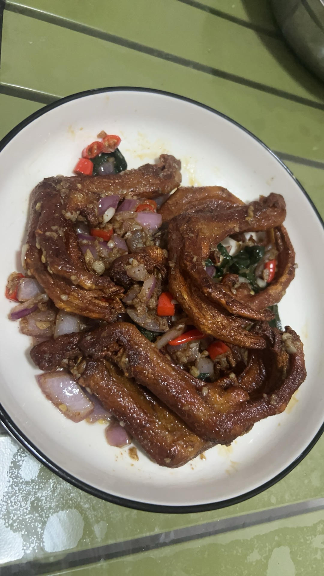 看剧、下酒必备的香辣炸鸭脚
