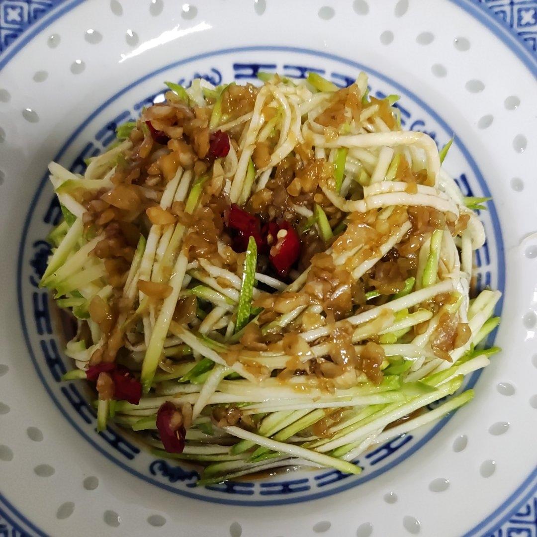 捞汁西葫芦-好吃到舔盘