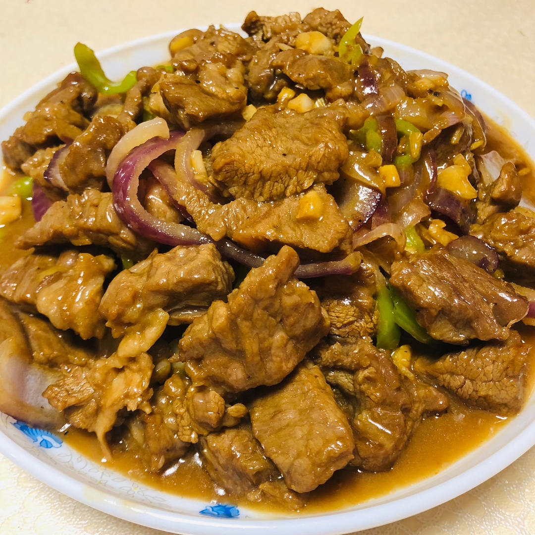 洋葱炒牛肉片