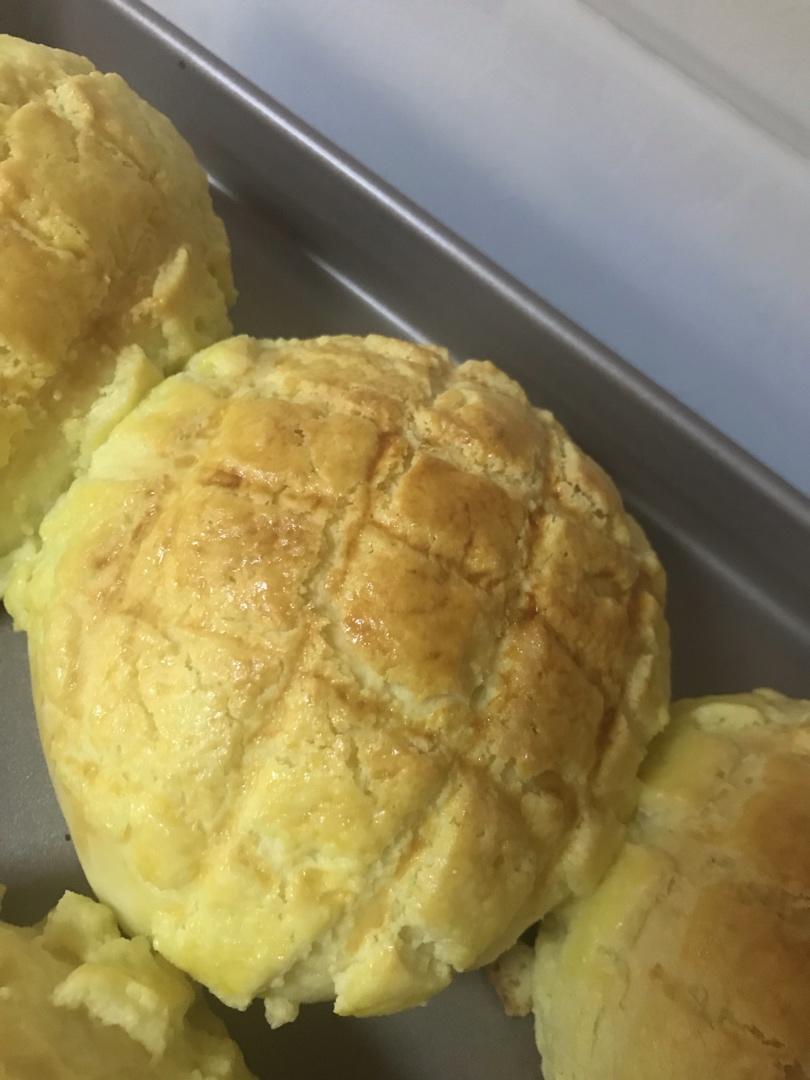 全麦菠萝包