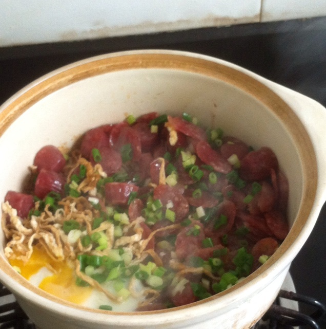 香肠煲仔饭