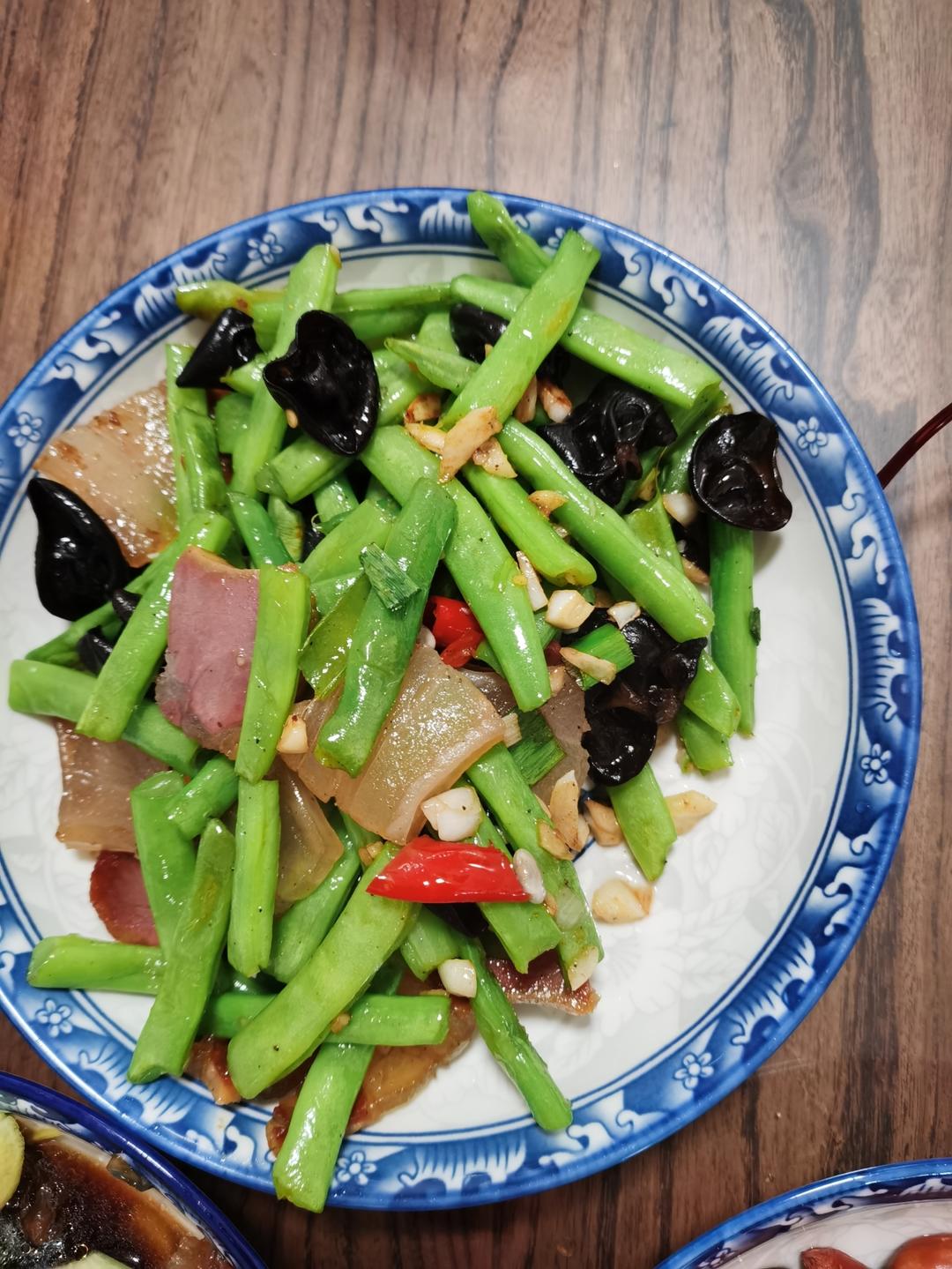 豆角炒肉丝