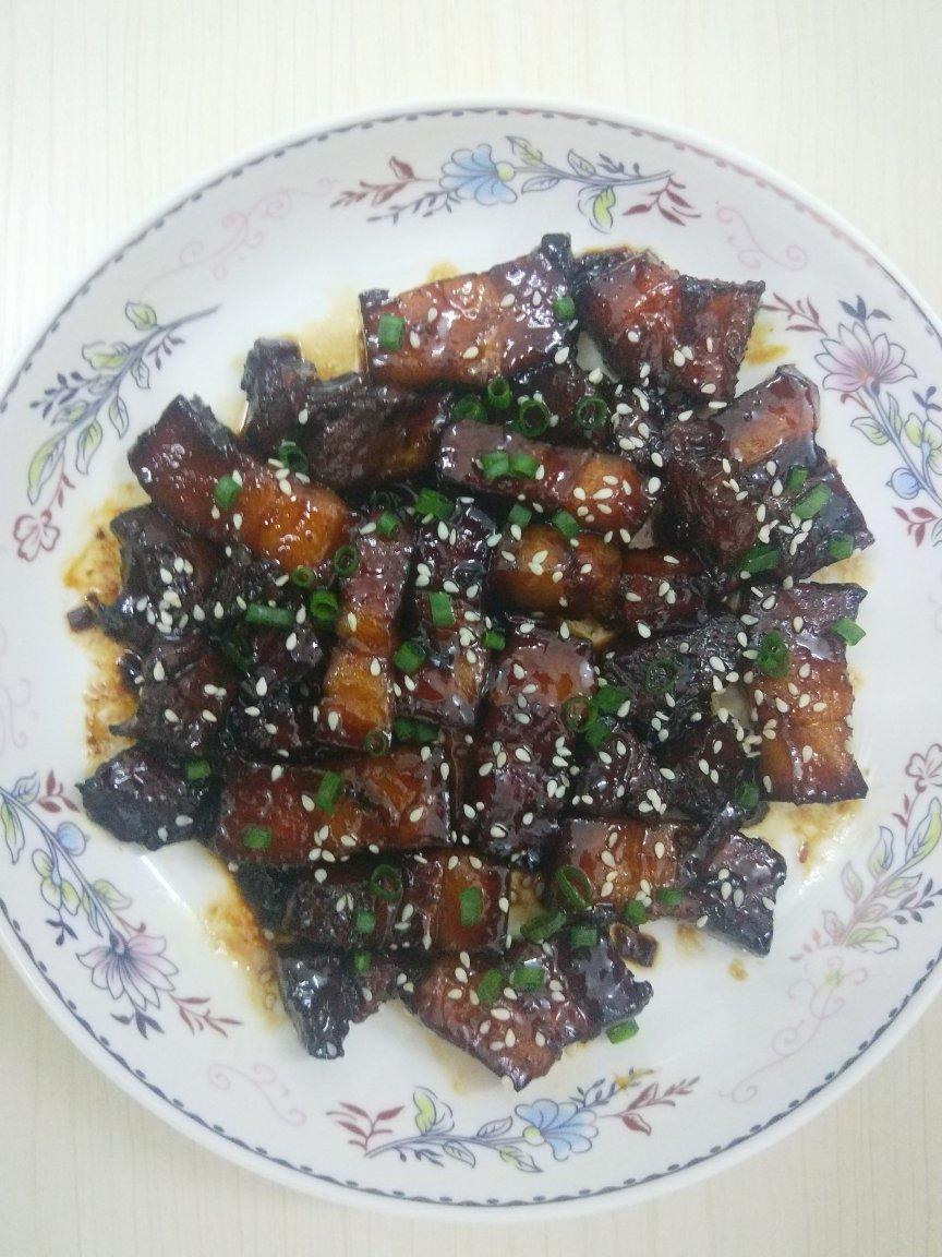 私房红烧肉 垂涎三尺软糯无比