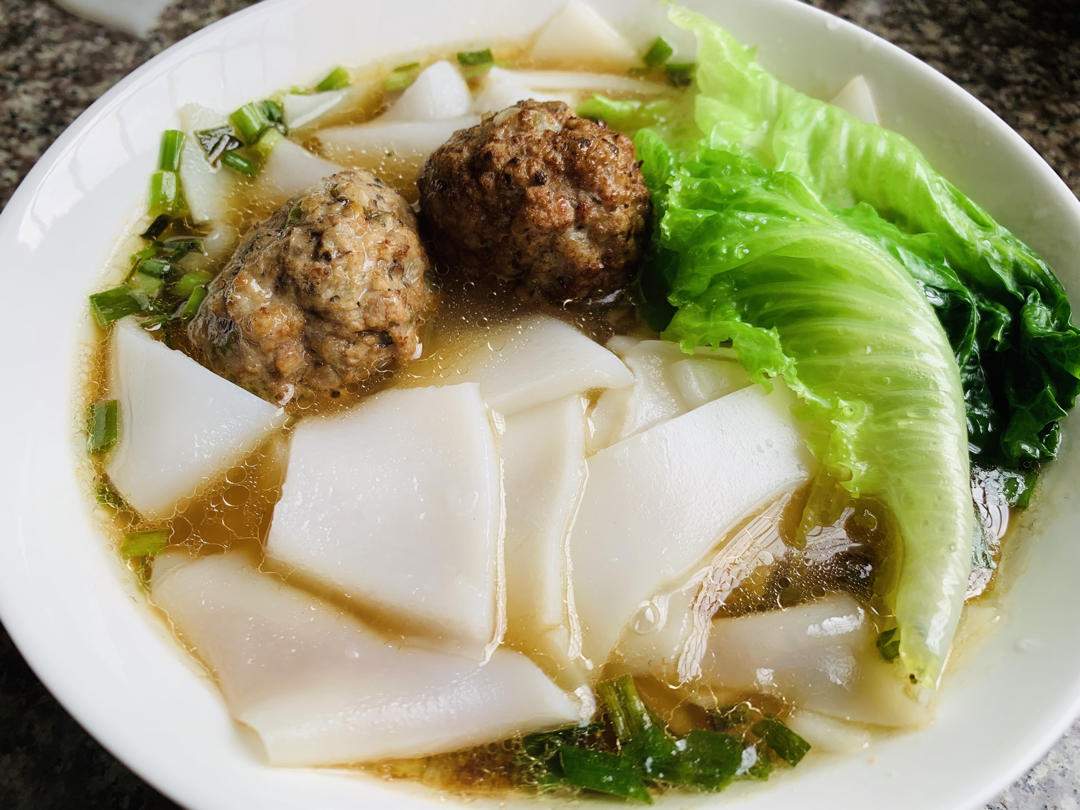 湘潭人最爱的-传统肉丝米粉