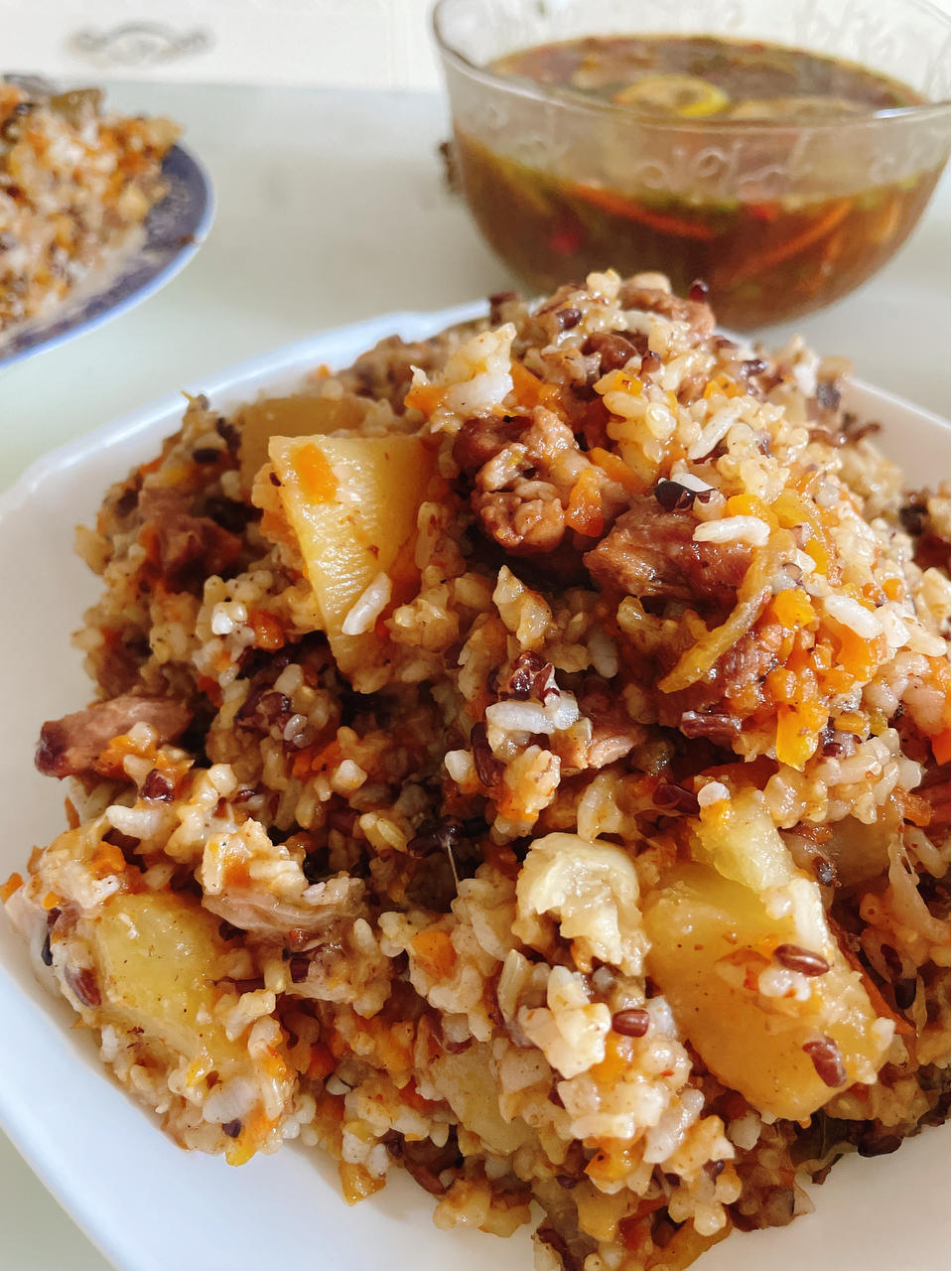 不是新疆但是是斯坦国的超正宗牛肉手抓饭（Plov/Pilaf）