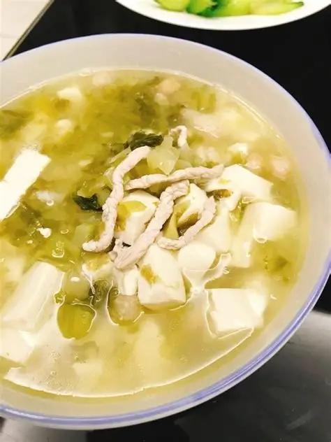 咸菜鲜笋滚豆腐