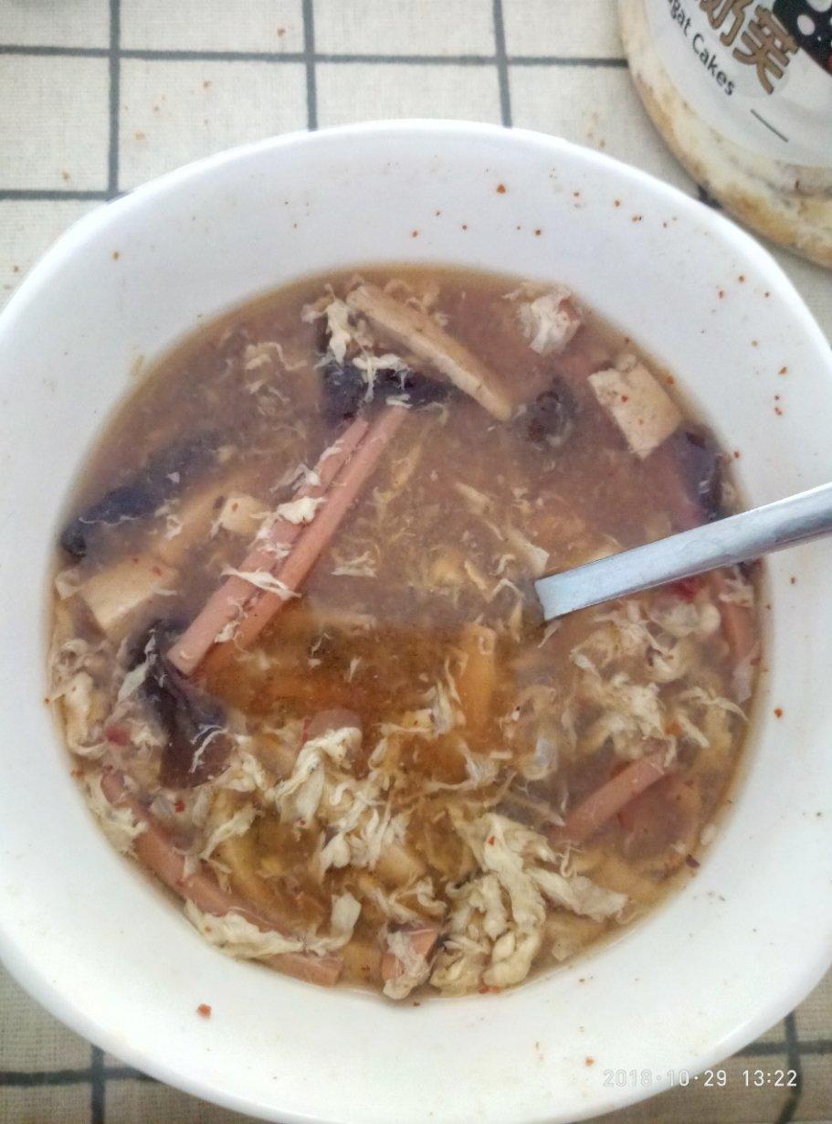 酸辣汤 Spicy & Sour Shredded Pork Soup
