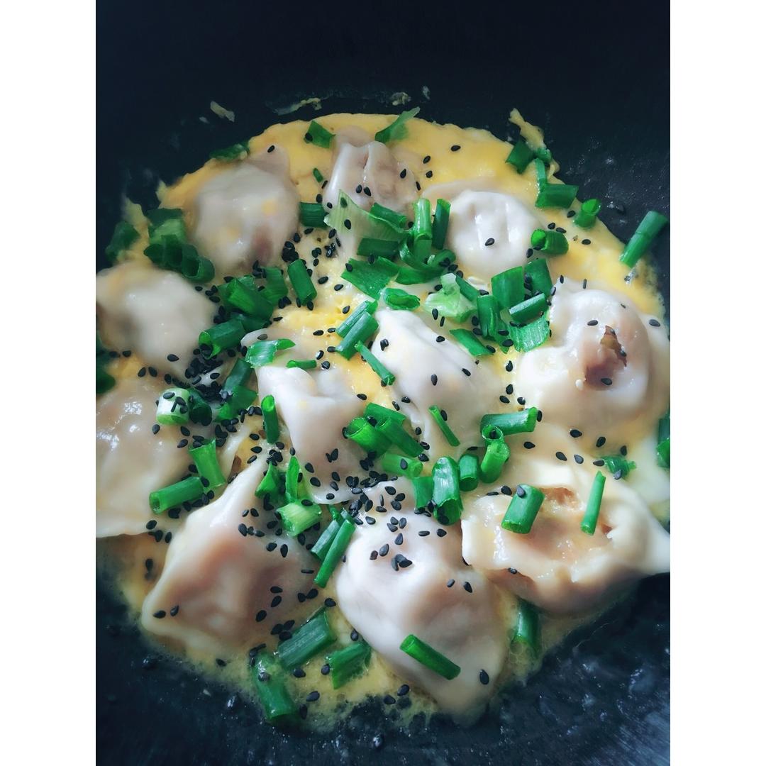 早餐来一锅香脆的生煎饺子