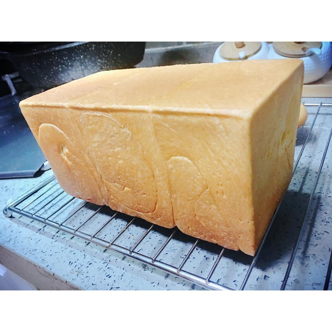 奶香超浓郁的淡奶油吐司（消灭淡奶油）