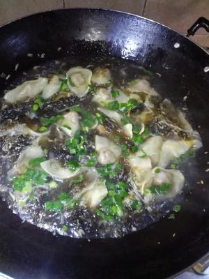 紫菜虾皮煮云吞的做法 步骤12