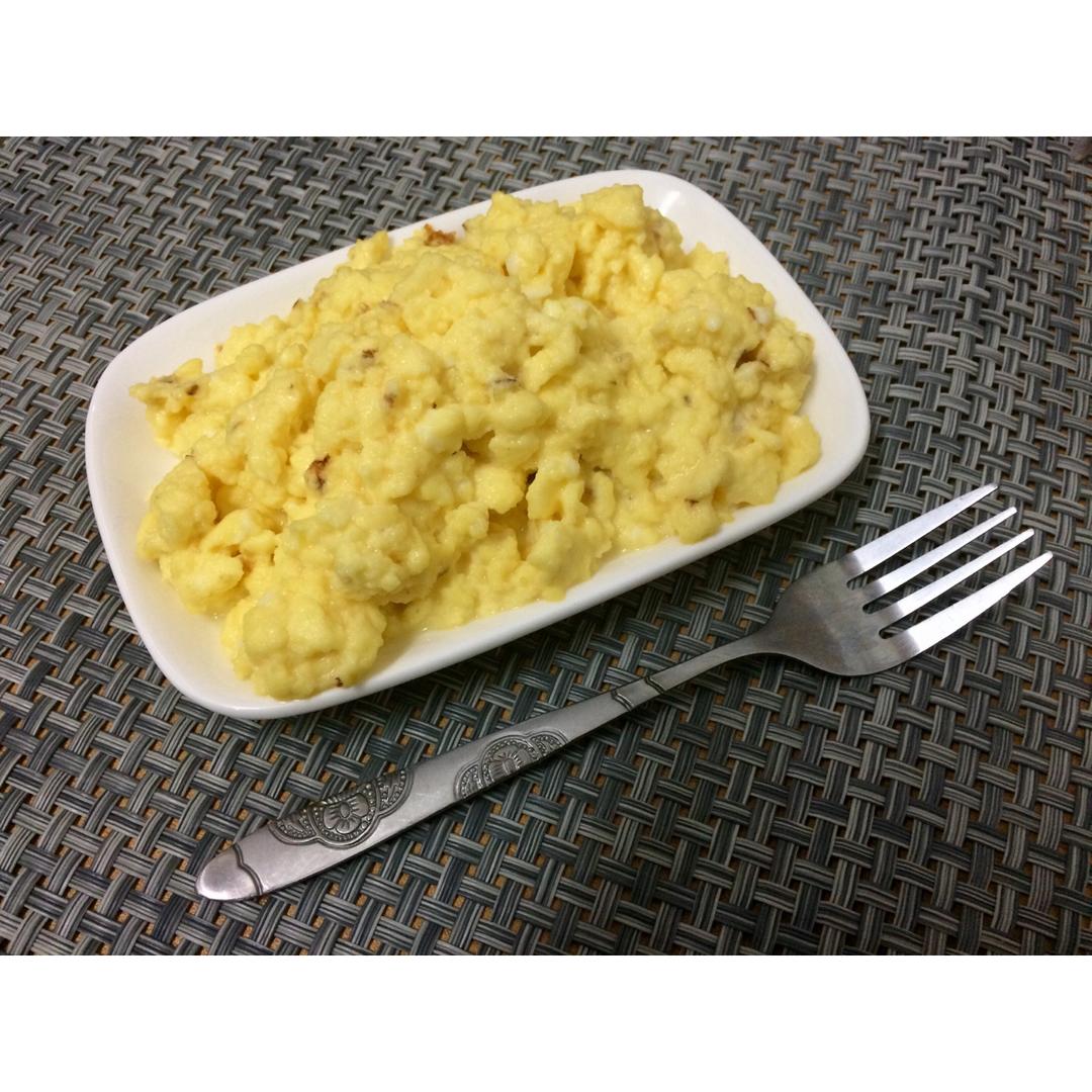 牛奶炒蛋