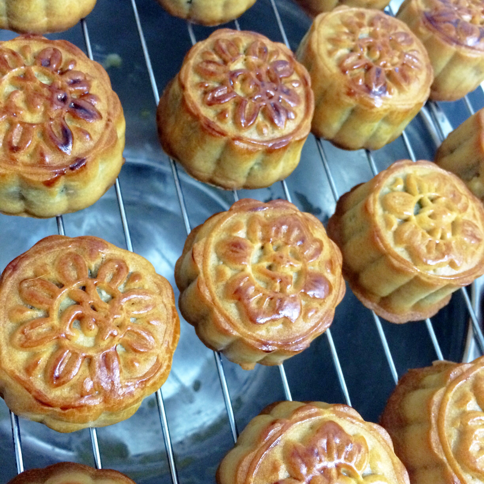 广式月饼——蛋黄莲蓉月饼
