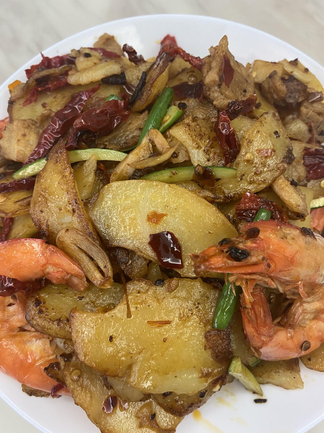 香喷喷的干锅土豆片的做法