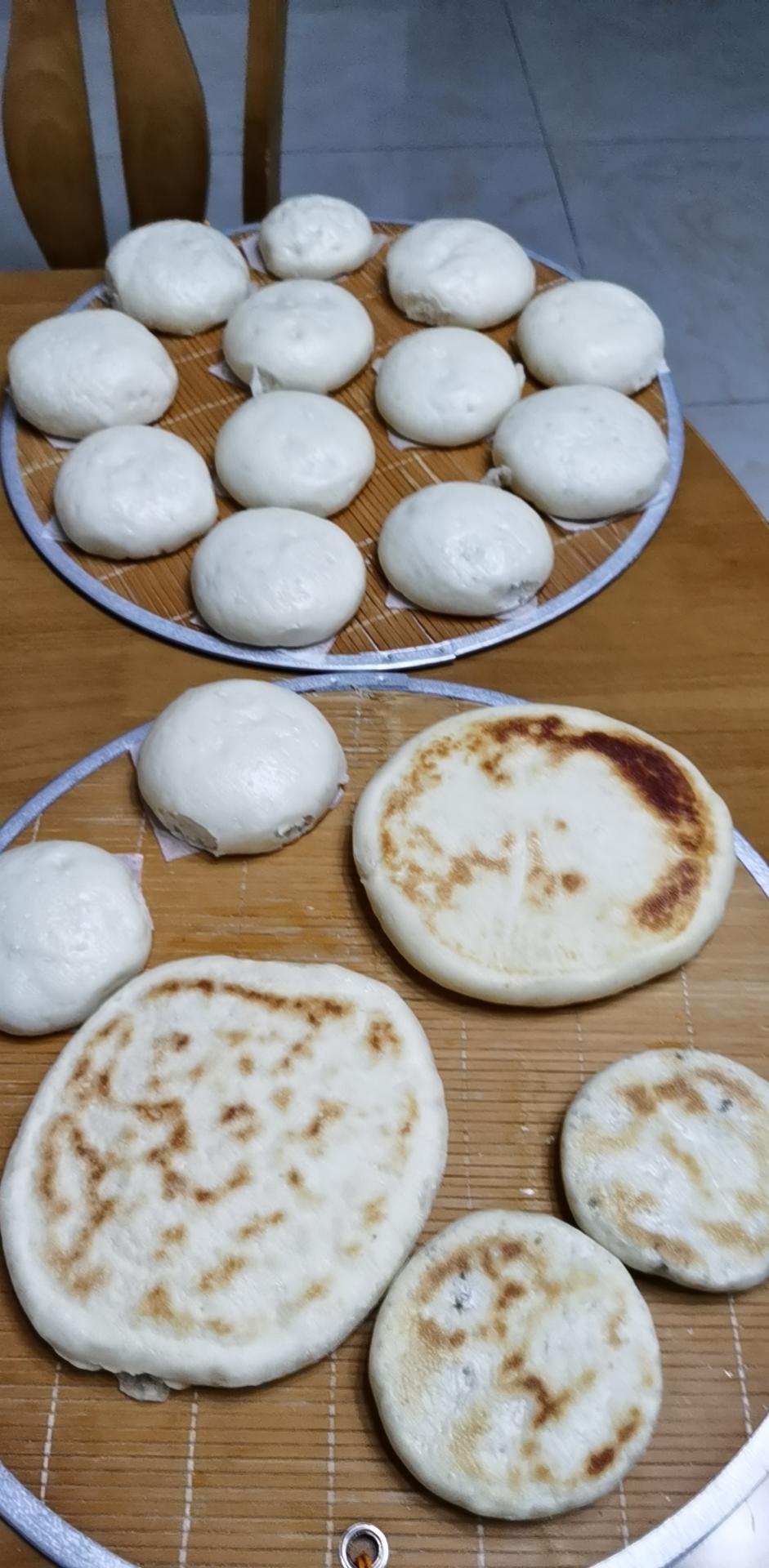 超宣软的发面饼