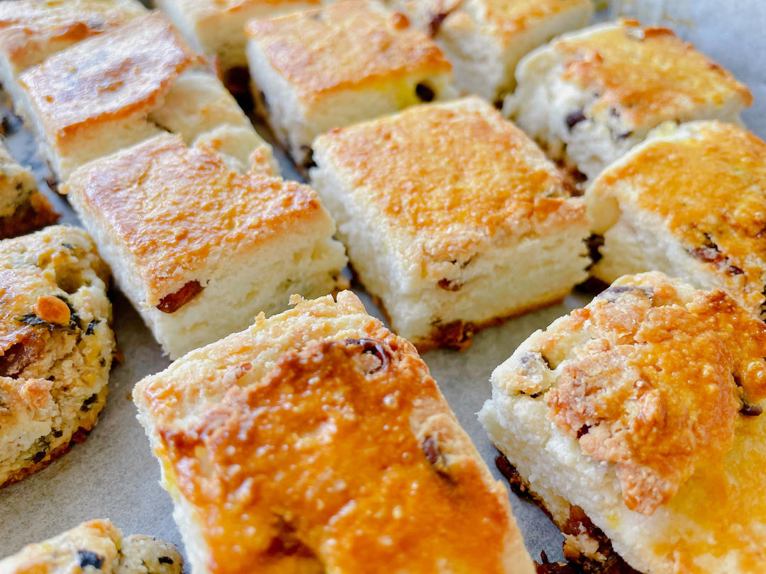 完美裂纹～百分百成功的超好吃奶香司康（禁止搬运）