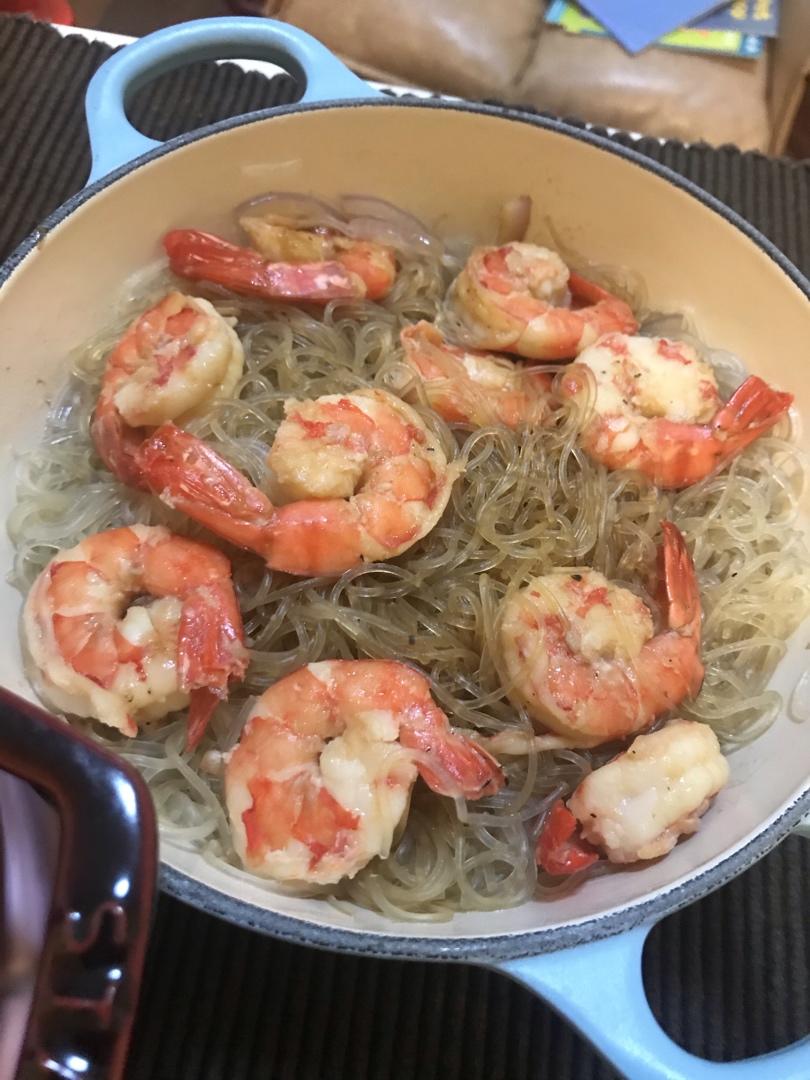 鲜虾粉丝煲