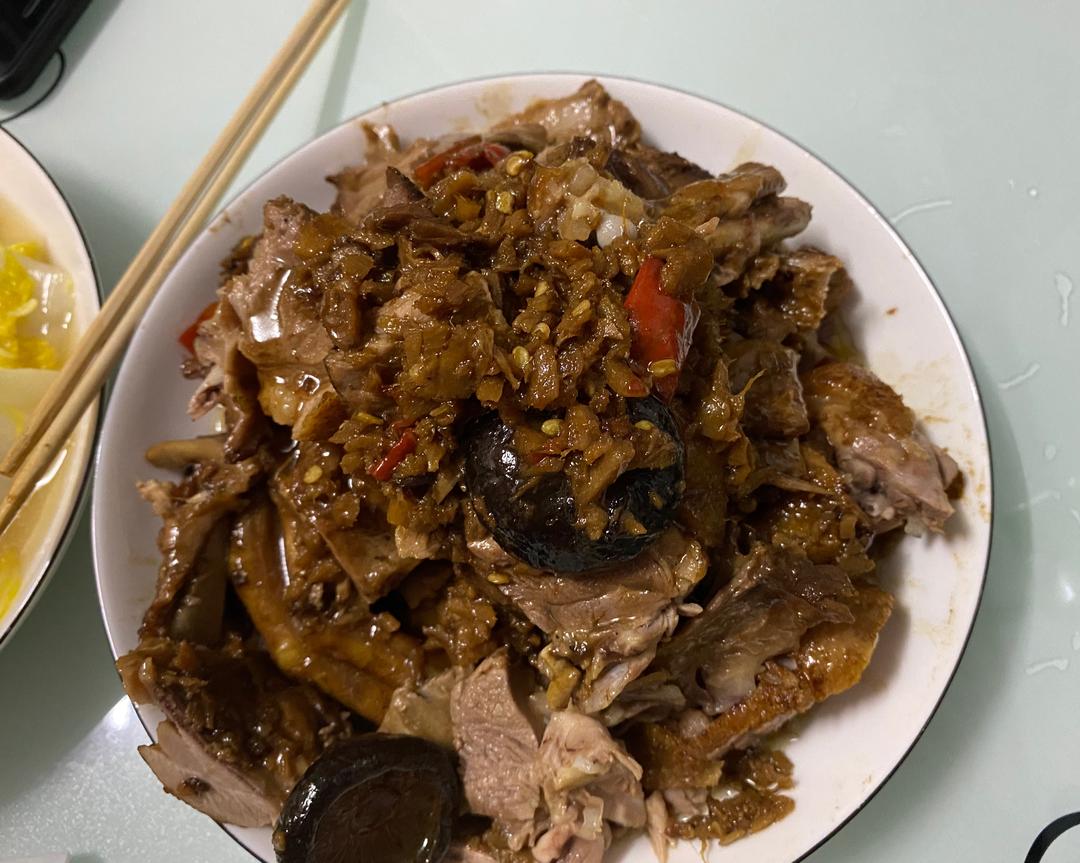 南姜焖鸭的做法