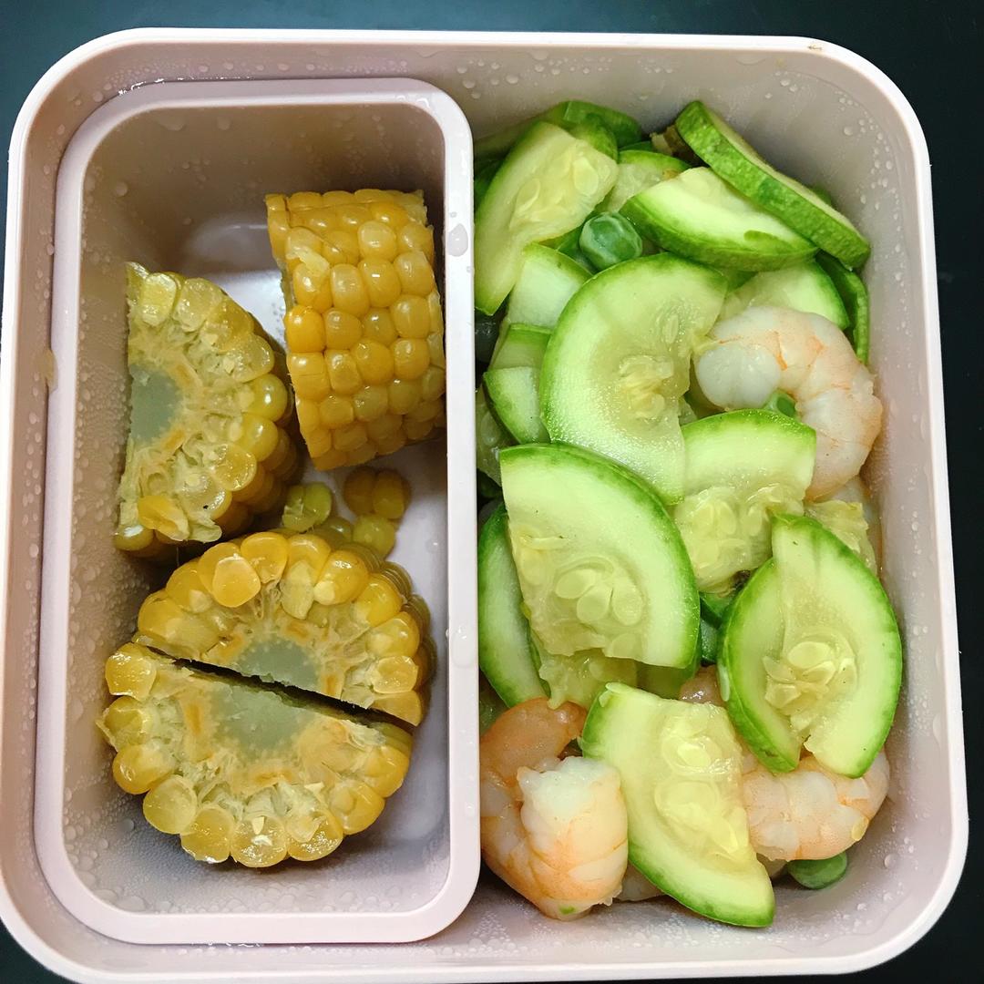 【健康三餐】虾仁西葫芦炒豌豆