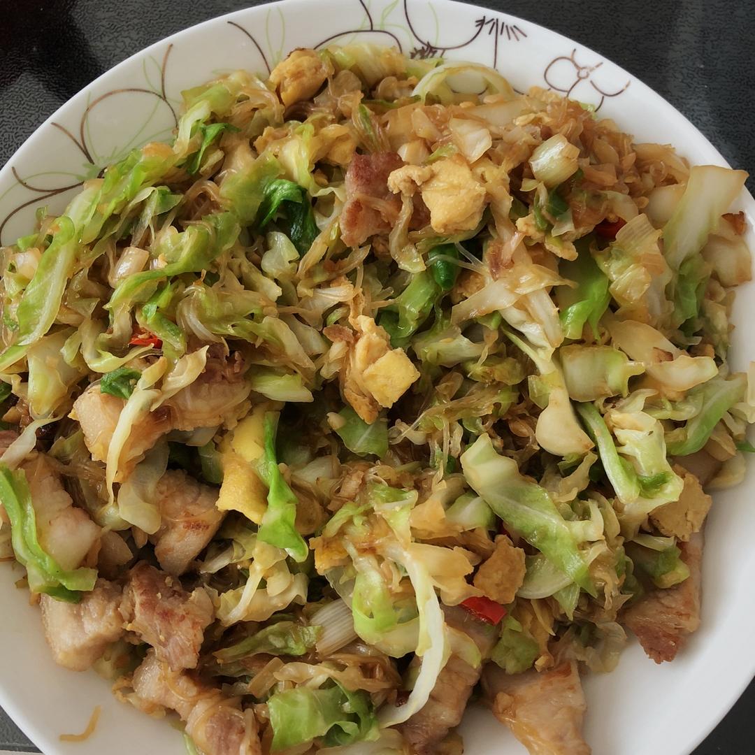 包菜粉丝炒鸡蛋
