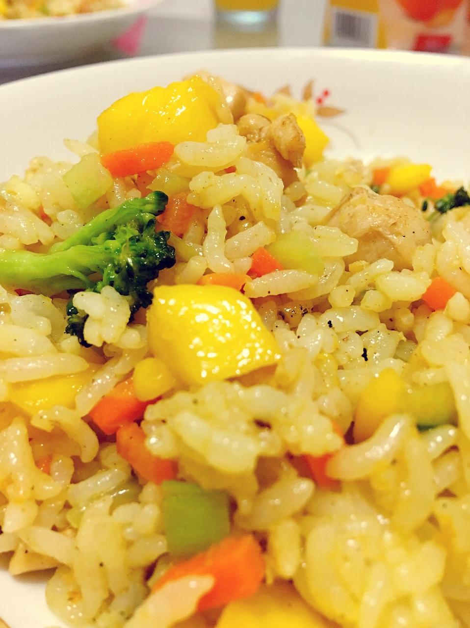 手机用户8919_2ewt做的芒果咖喱炒饭