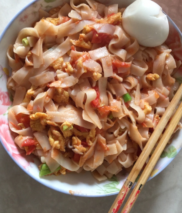 西红柿蛋炒面