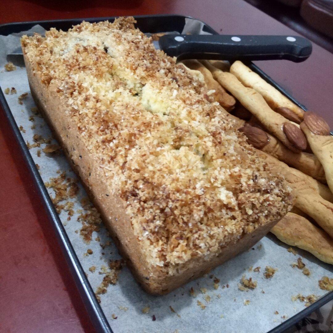 黑芝麻椰蓉酥粒磅蛋糕