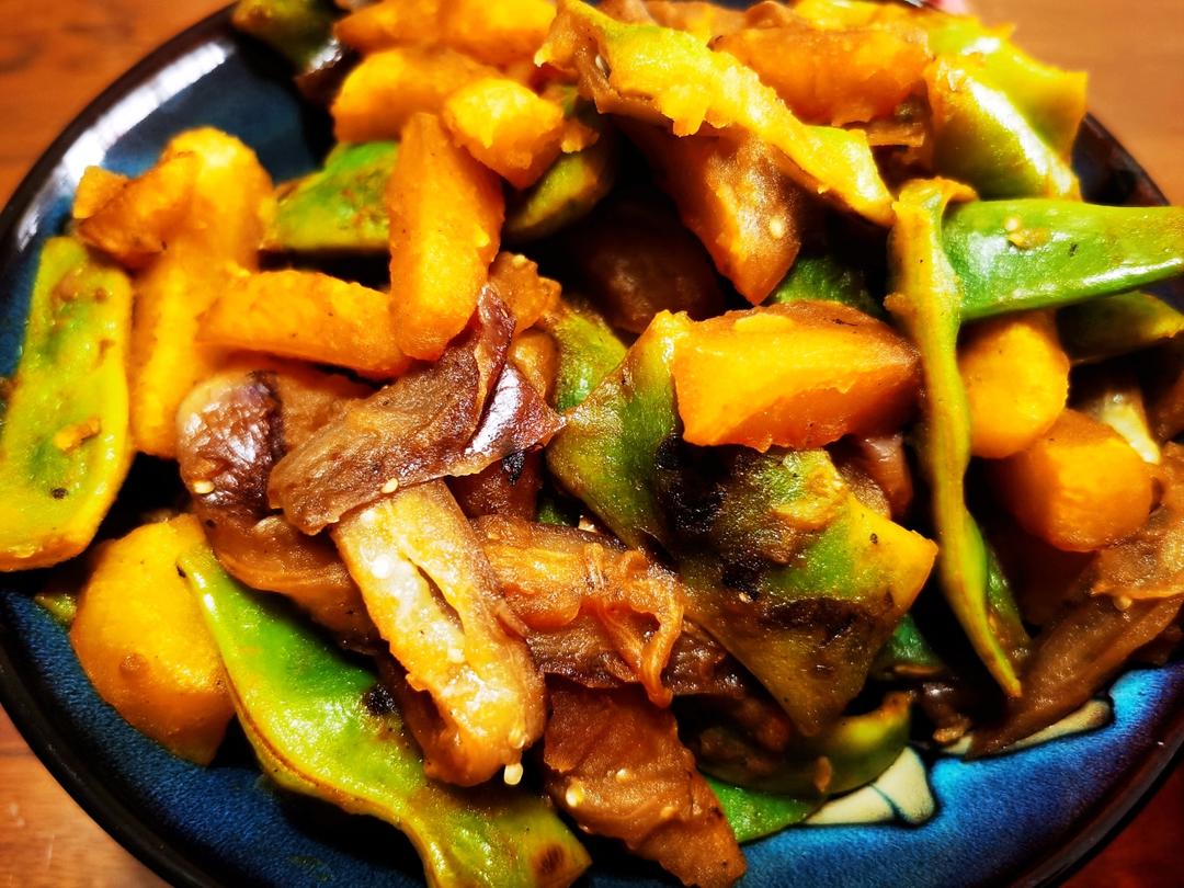 土豆茄子炖豆角