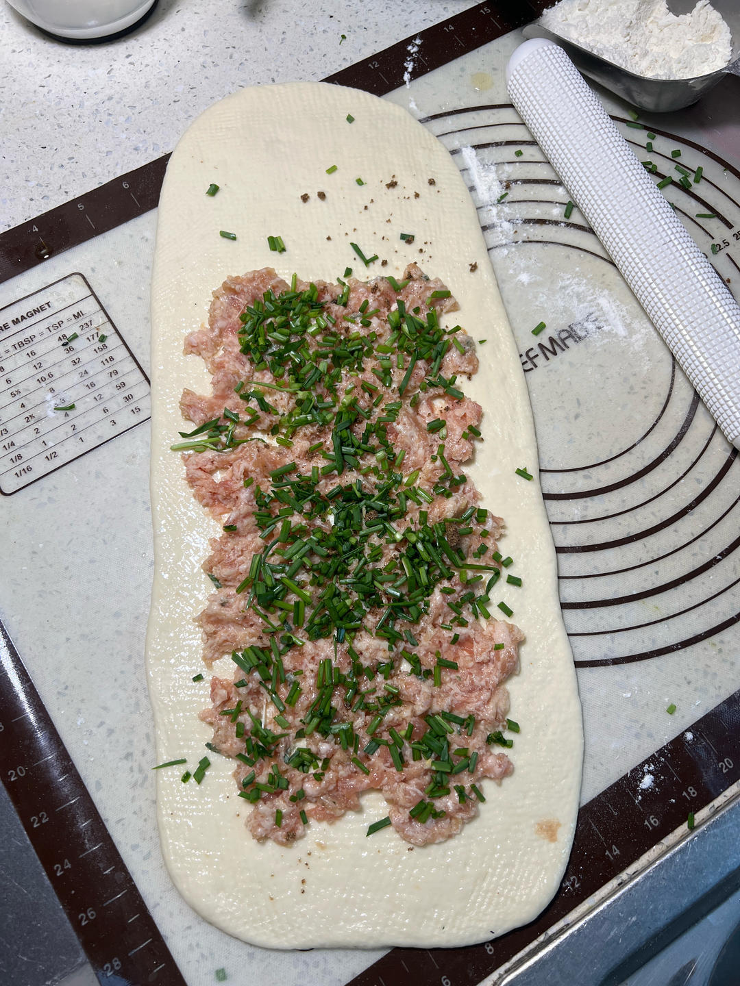 简单快手早餐美食~生煎小花卷