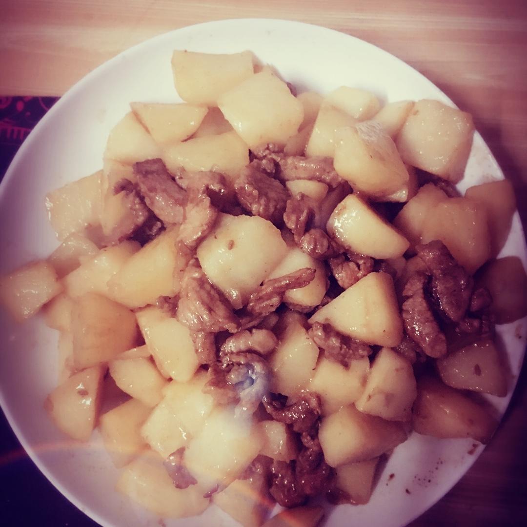 土豆烧肉
