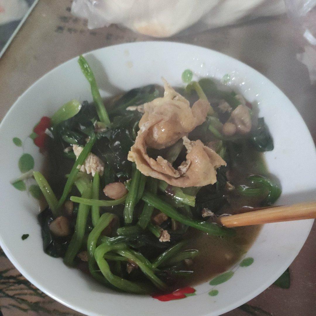 菠菜炒鸡蛋（so easy）
