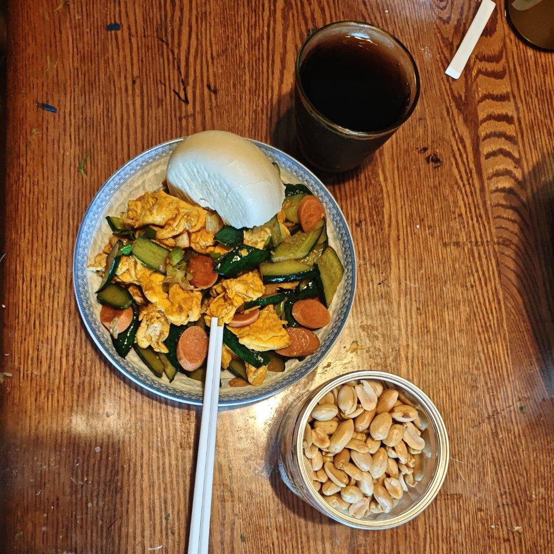 黄瓜炒鸡蛋 （青瓜炒鸡蛋）