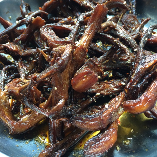 酱鸭舌