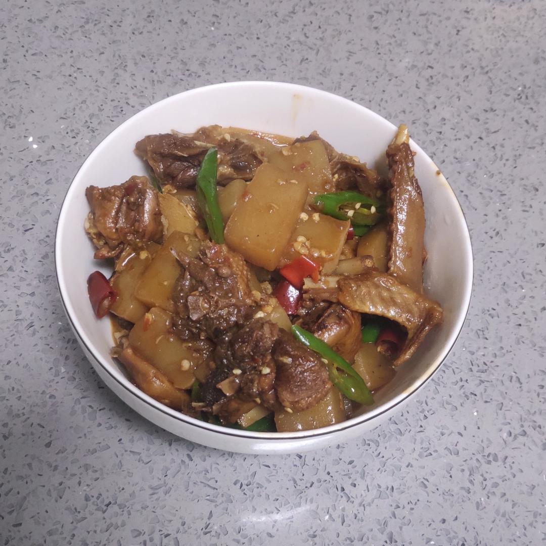 川味魔芋烧鸭