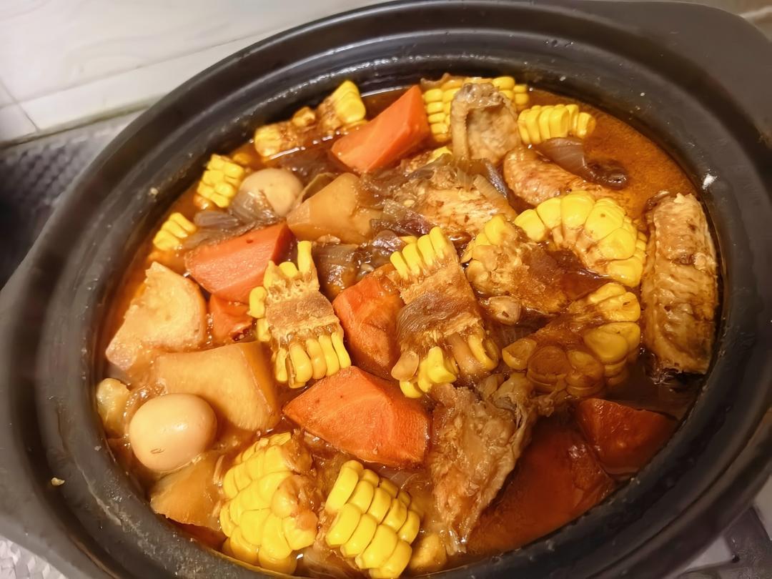 鸡翅三汁焖锅