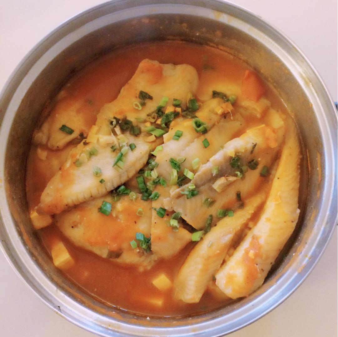龙利鱼豆腐煲