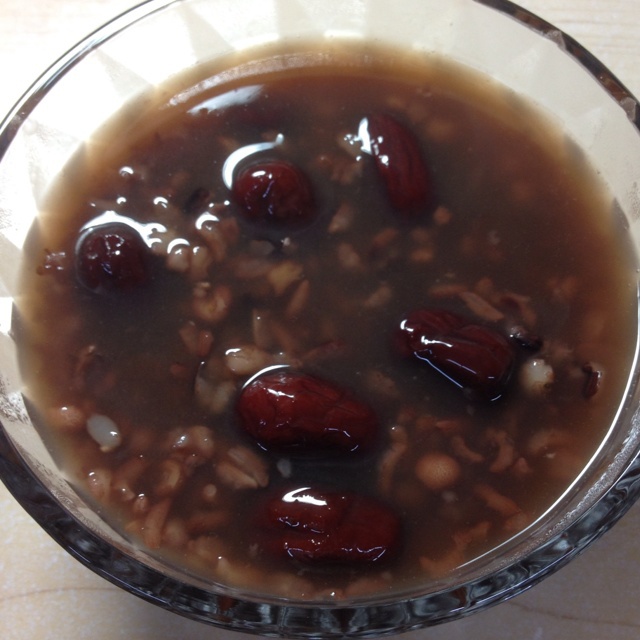 s糯米丸子y做的红豆八宝粥