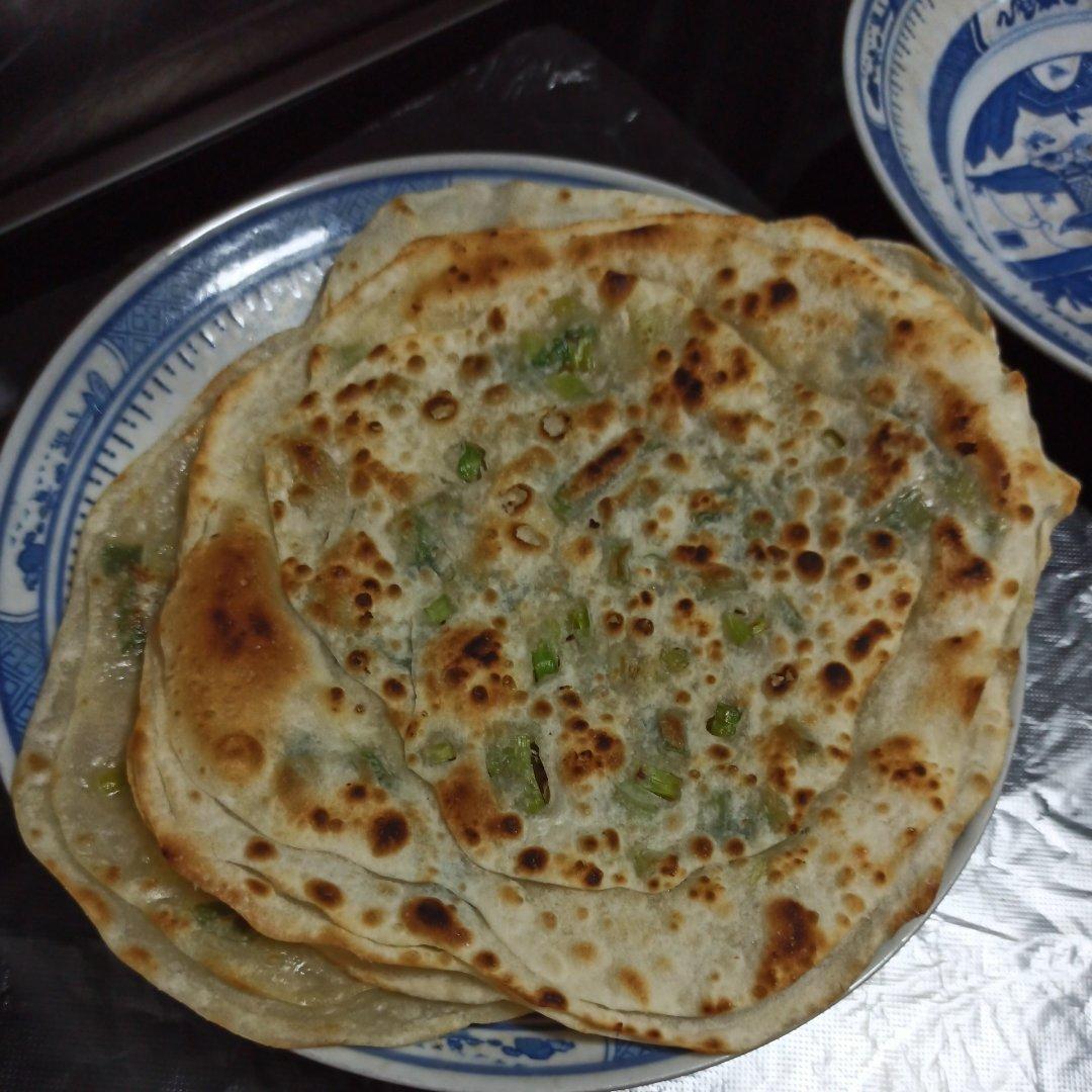 葱油饼（饺子皮版）