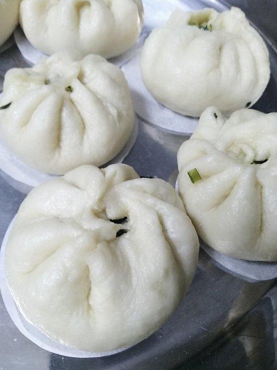 油菜香菇菜包