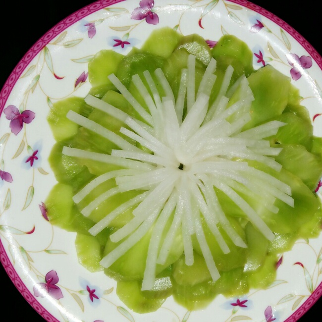 【圆满素食】千叶宝莲（莴苣泡菜）