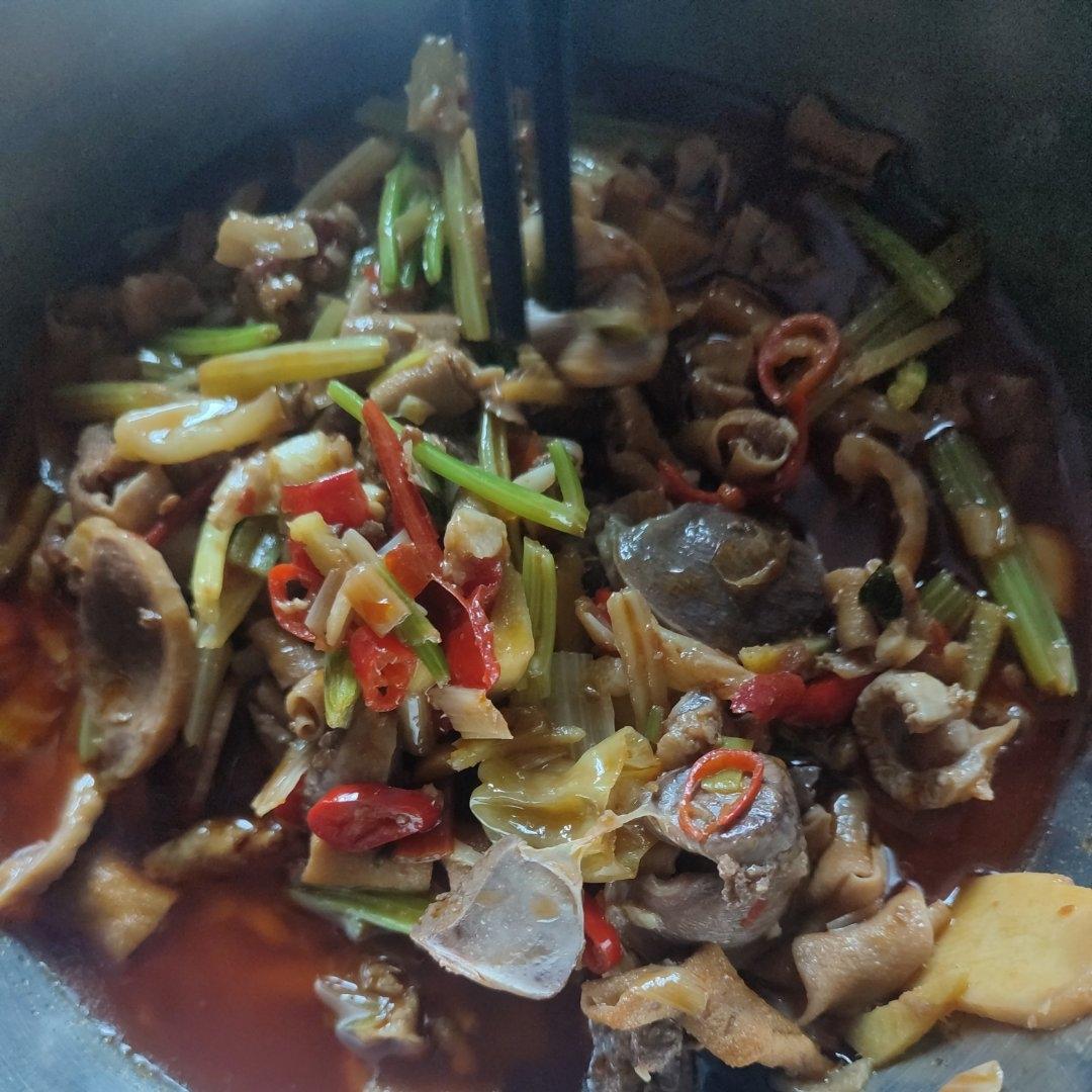 能吃三碗饭的开胃菜-酸辣鸡杂