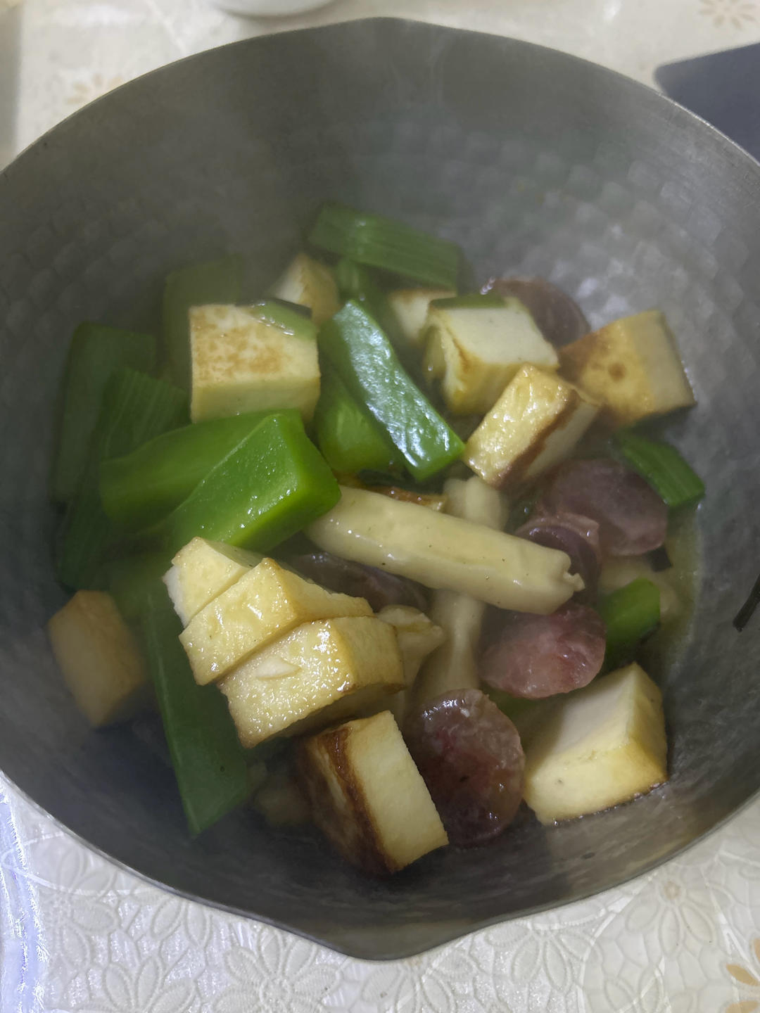三鲜莴笋虾饺