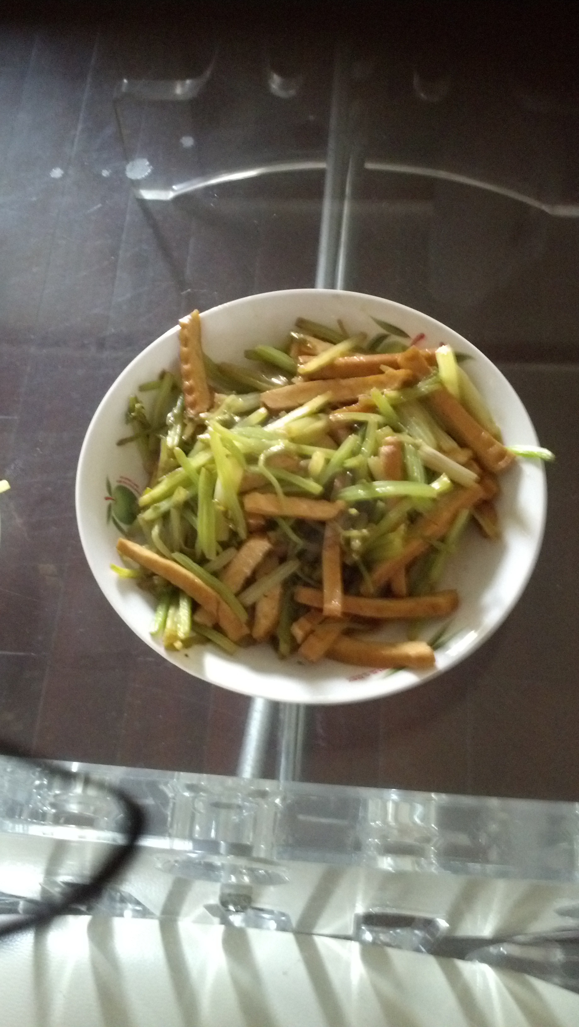 芹菜炒香干