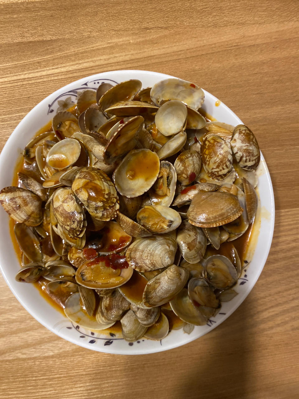 🔥超级简单的辣炒花蛤～味道绝对好吃到舔壳