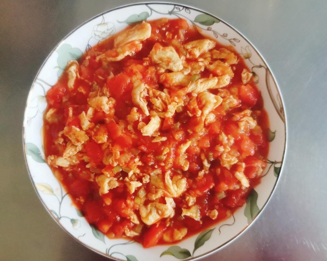 芹菜版～鸡蛋西红柿的做法