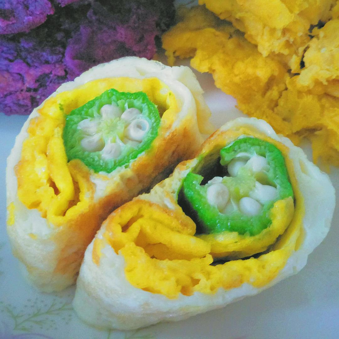 秋葵鸡蛋卷