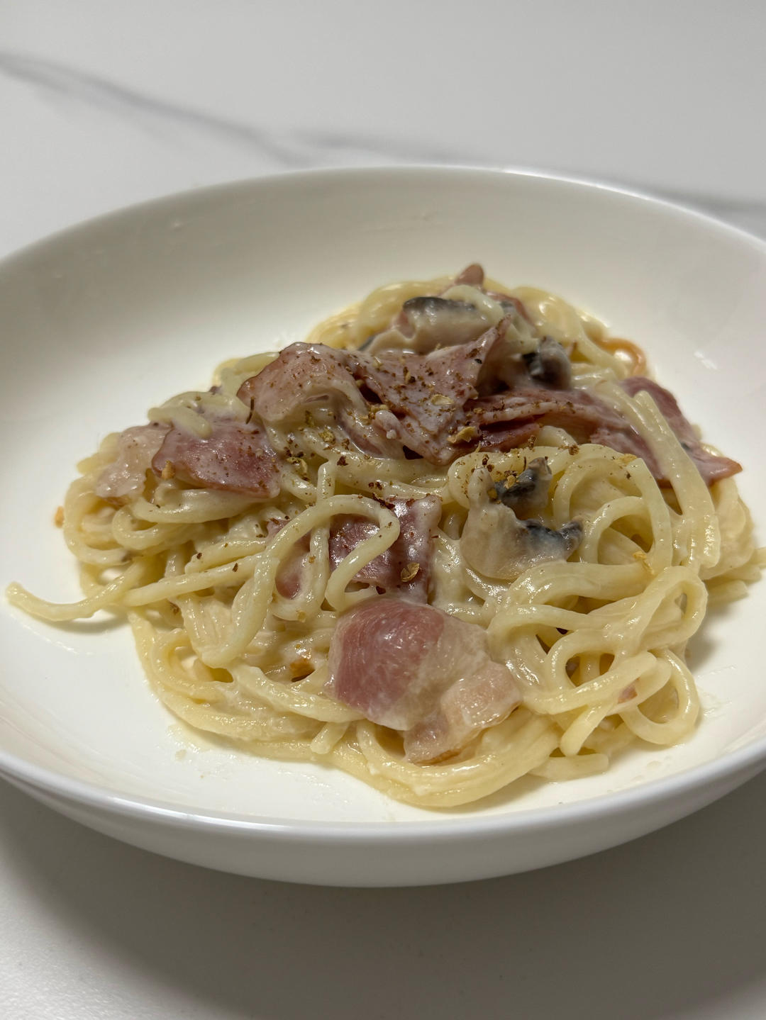 用牛奶也可以做奶油培根意面