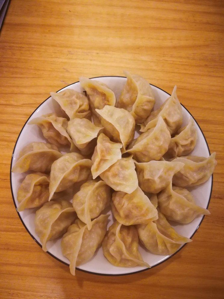 肉太贵了，还是吃素饺子吧🤣
