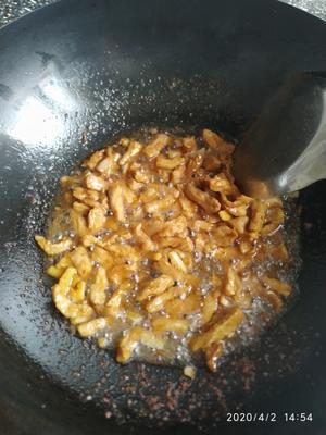 红椒炒肉丝的做法 步骤3