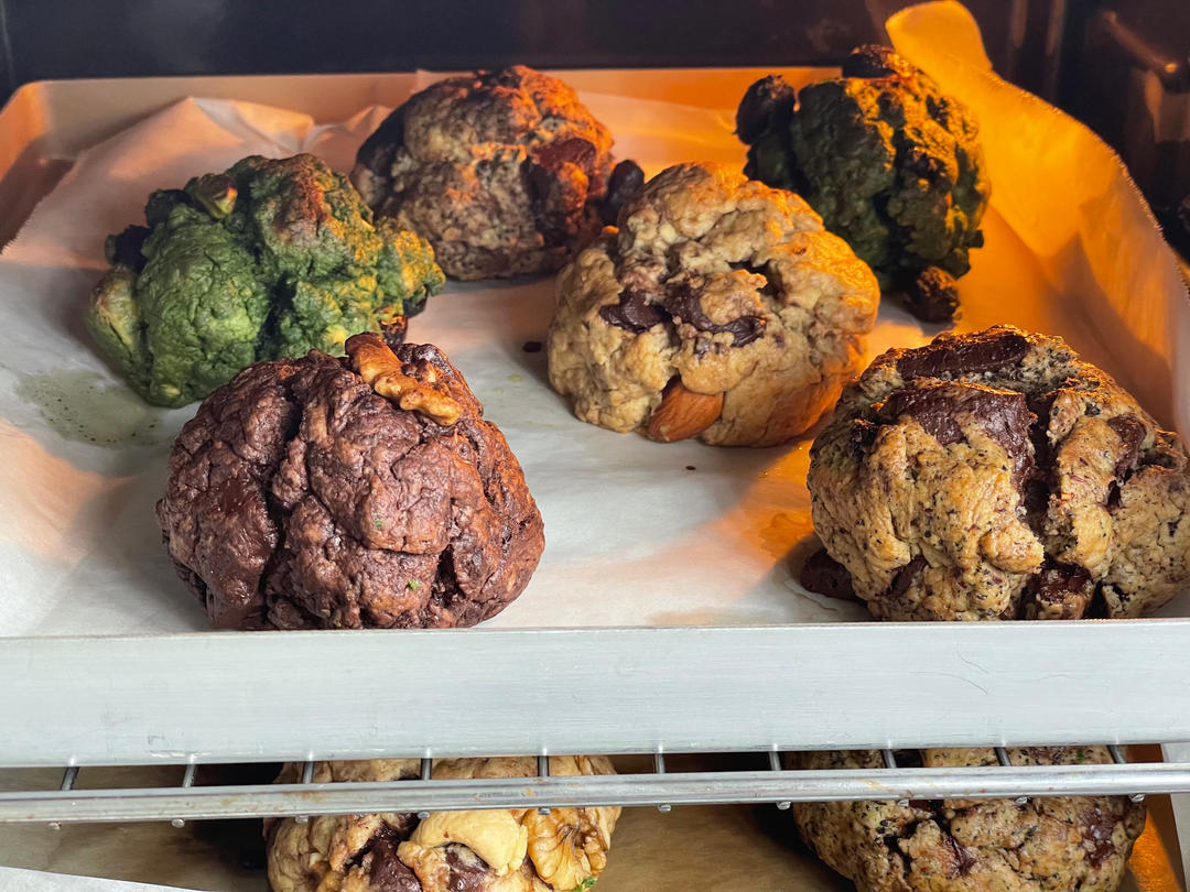 坊间传说纽约最好吃的巧克力曲奇饼Chocolate Chip Cookies at Levain Bakery